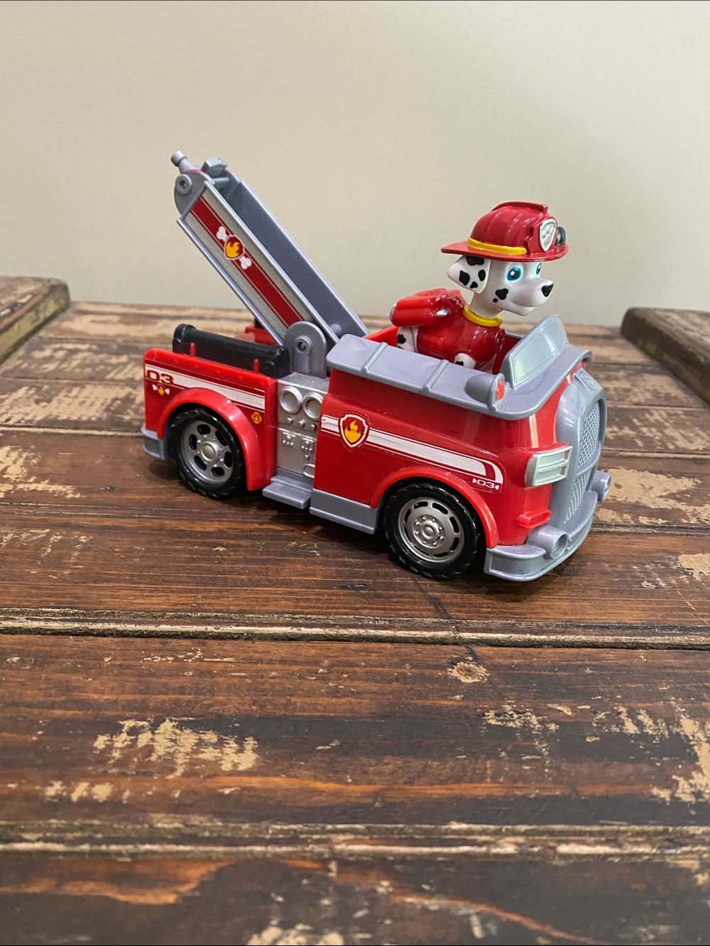 Paw Patrol Marshall's Fire Engine Vehicle w/ Collectible Figure
